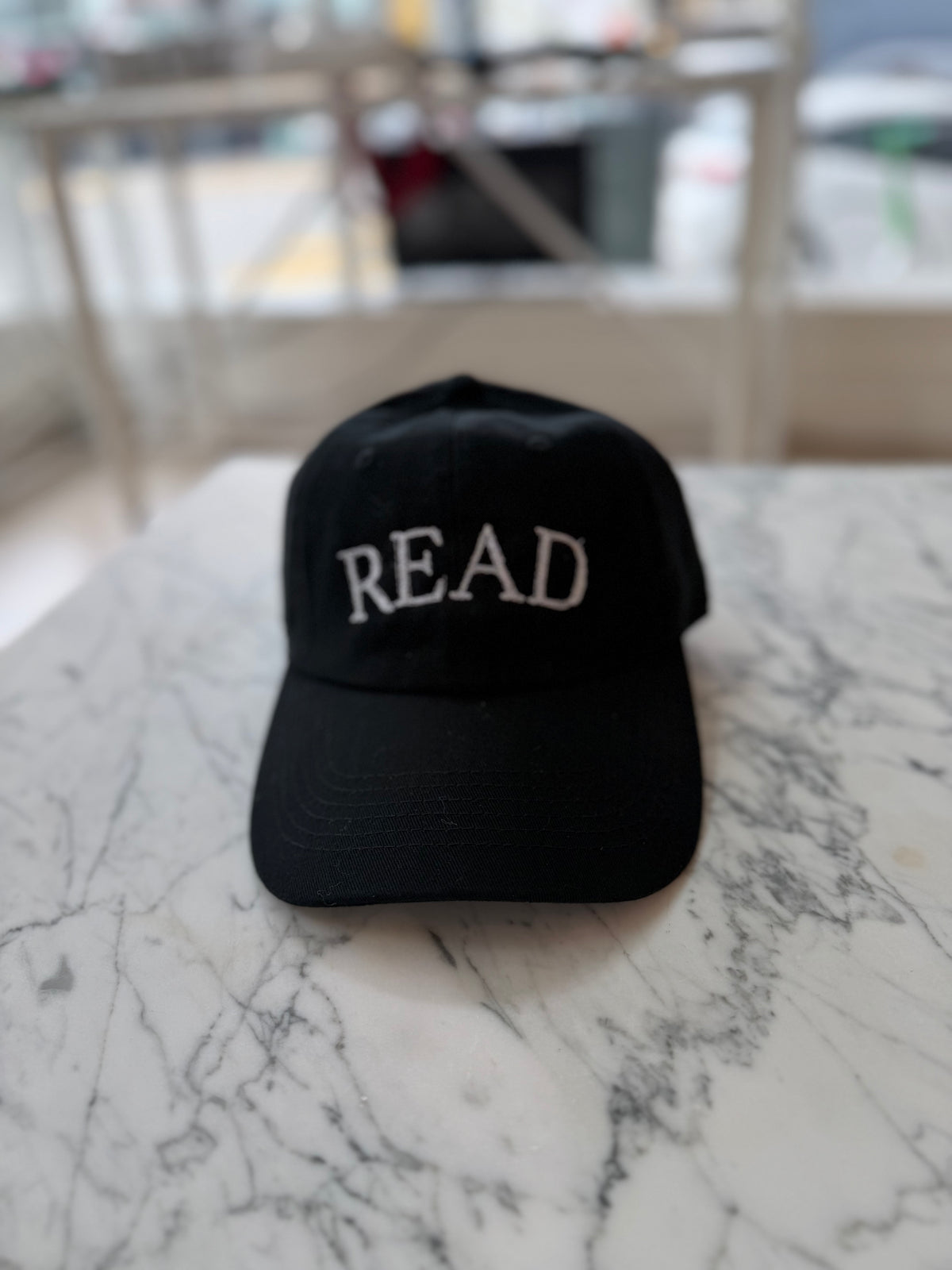 Classic Cap Read/Fiction